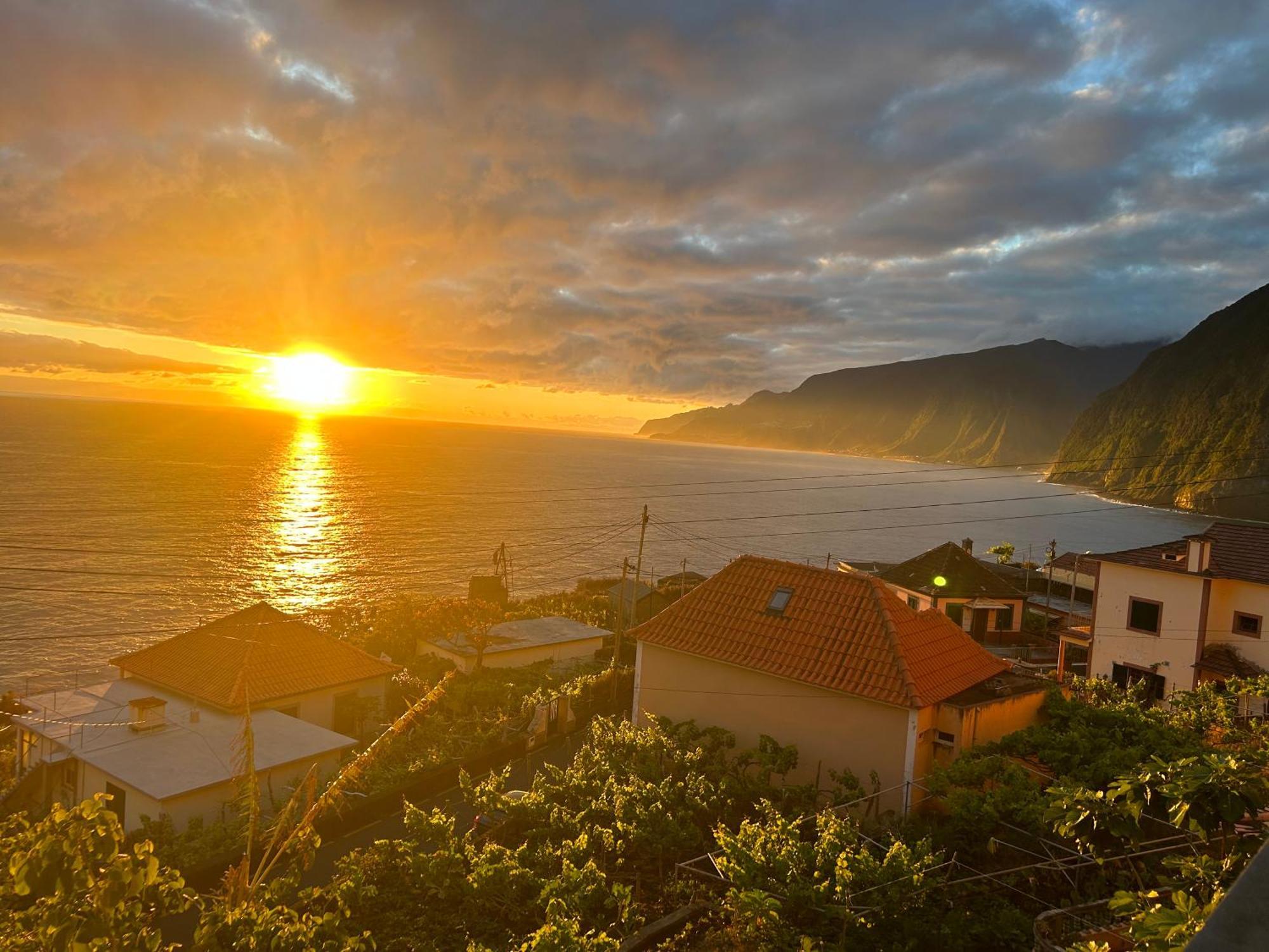 Solmar - Alojamento Porto Moniz Exteriör bild